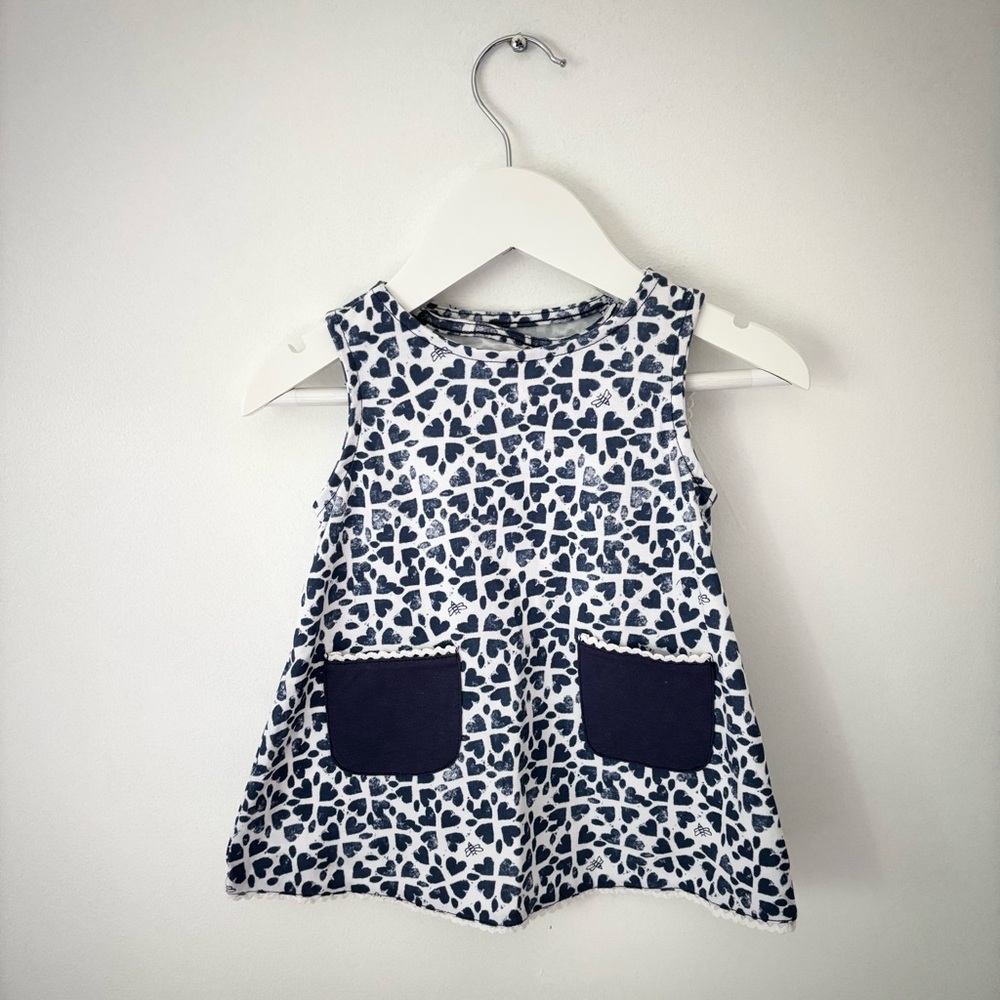 Burt's Bees Baby Blue and White Heart Pattern Shirt size 6-9 months